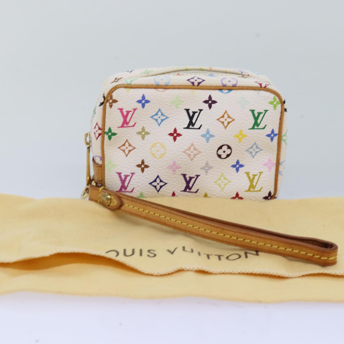 Louis Vuitton Wapiti White Canvas Clutch Bag