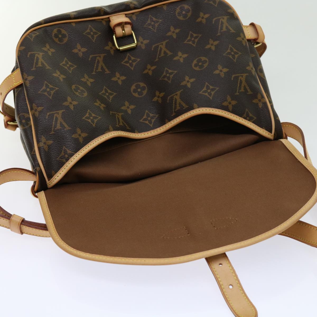 Louis Vuitton Saumur Brown Canvas Shoulder Bag