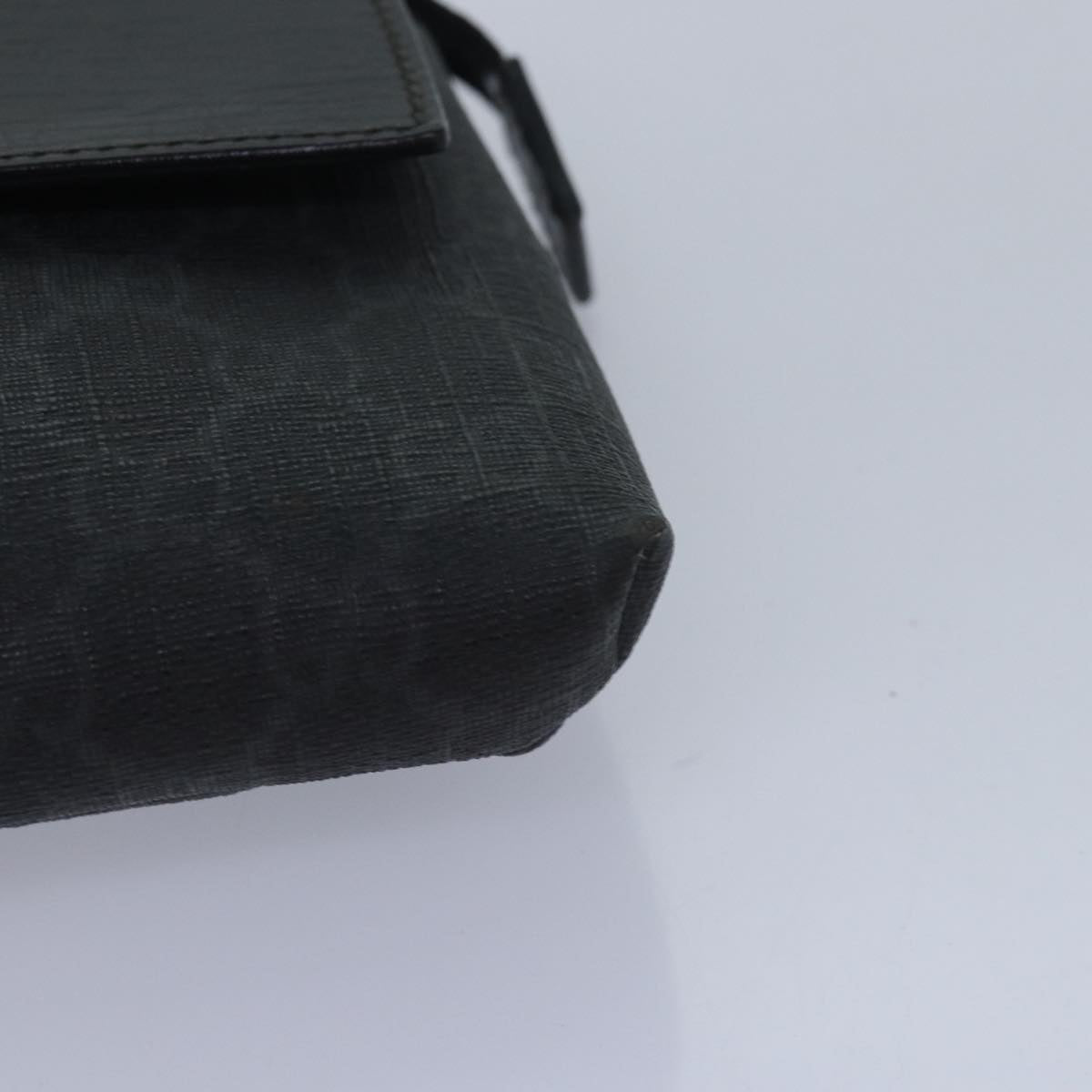 Gucci GG Supreme Black Canvas Shoulder Bag