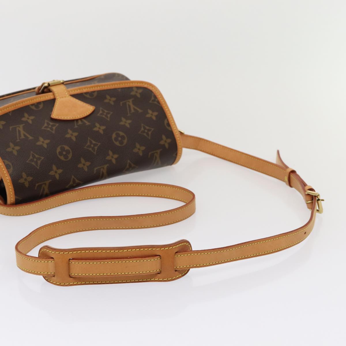 Louis Vuitton Sologne Brown Canvas Shoulder Bag