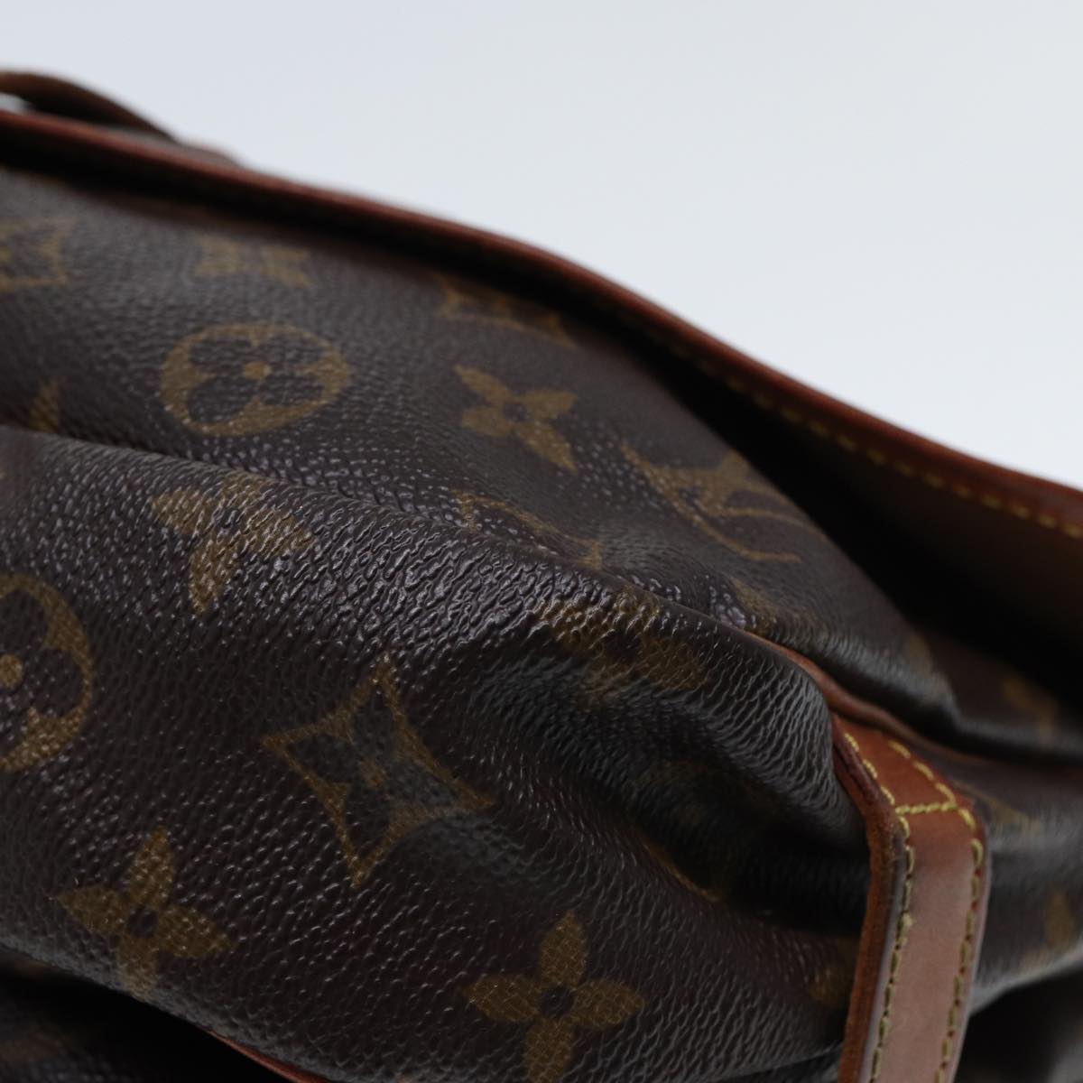 Louis Vuitton Saumur Brown Canvas Shoulder Bag