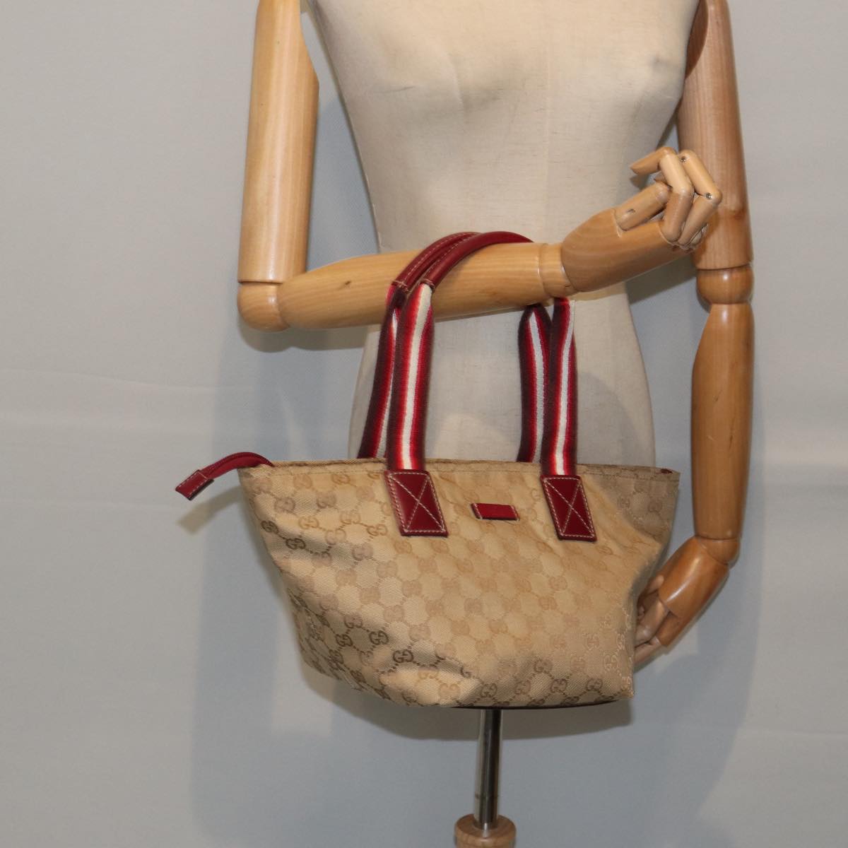 Gucci Sherry Beige Canvas Shoulder Bag