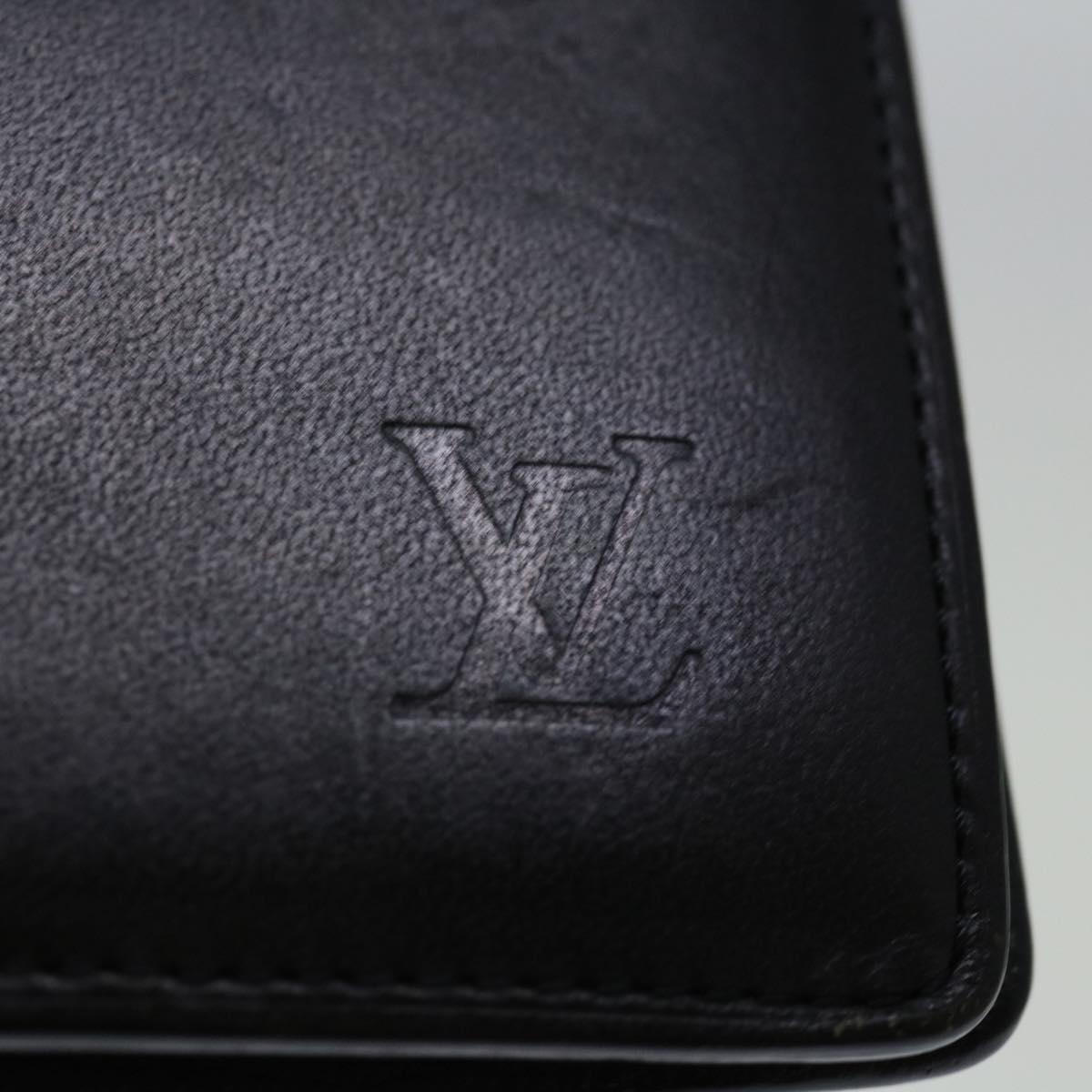 Louis Vuitton Agenda MM Black Leather Wallet Accessories