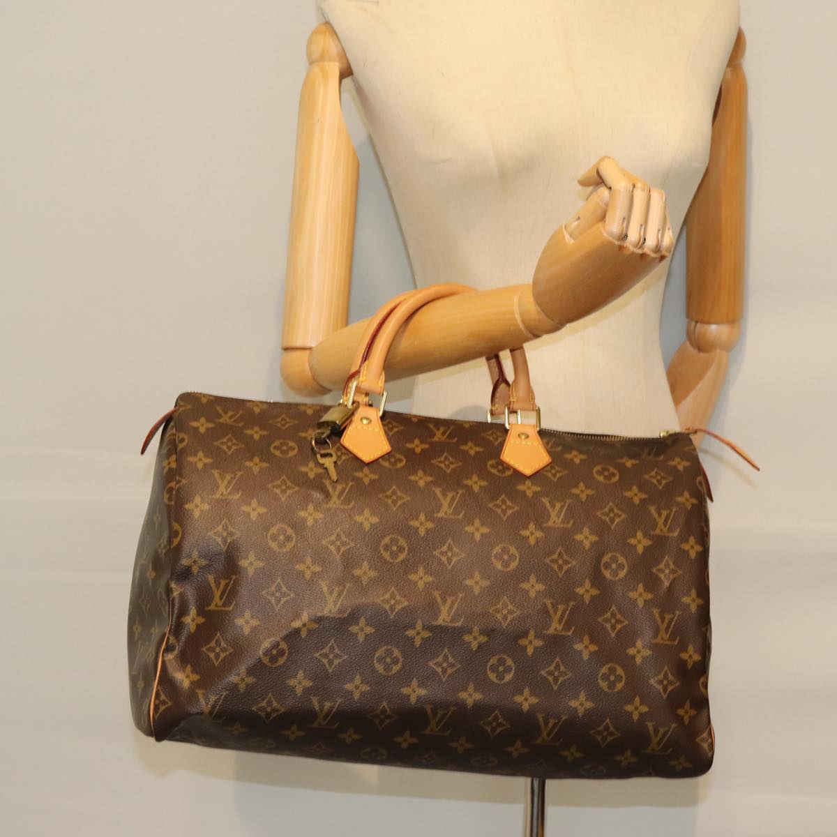 Louis Vuitton Speedy 40 Brown Canvas Hand Bag