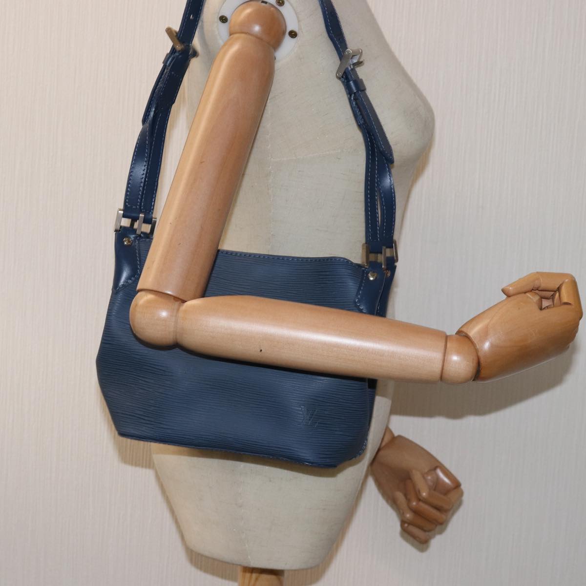 Louis Vuitton Mandala Blue Leather Shoulder Bag