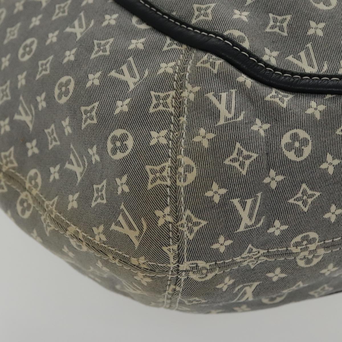 Louis Vuitton Idylle Grey Canvas Shoulder Bag