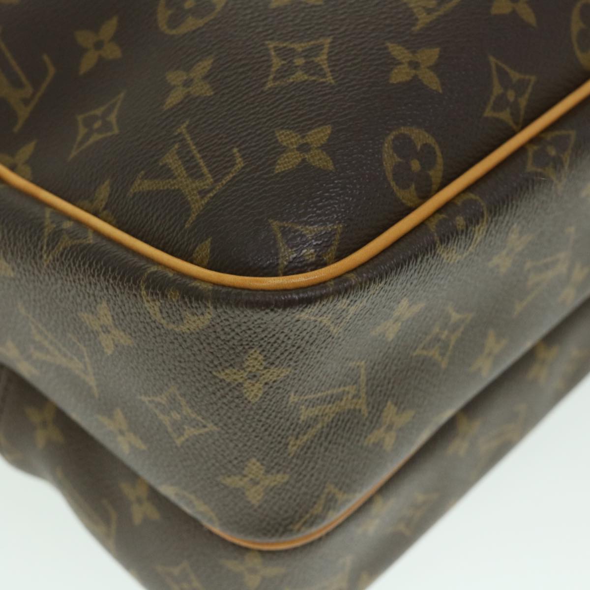 Louis Vuitton Reporter Brown Canvas Shoulder Bag