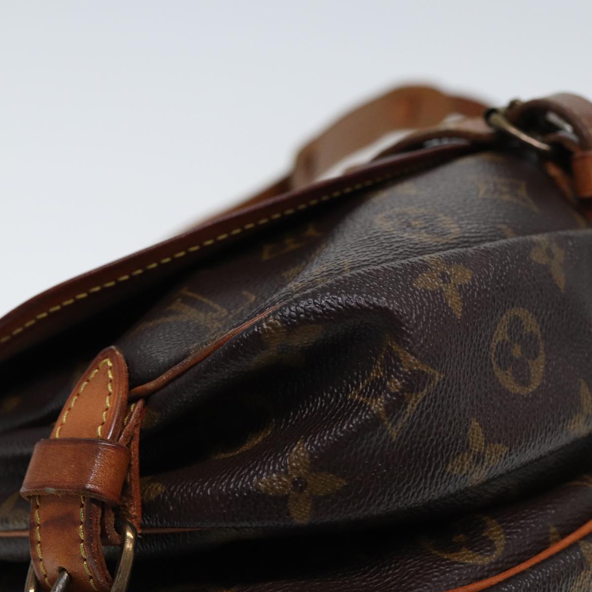 Louis Vuitton Saumur Brown Canvas Shoulder Bag