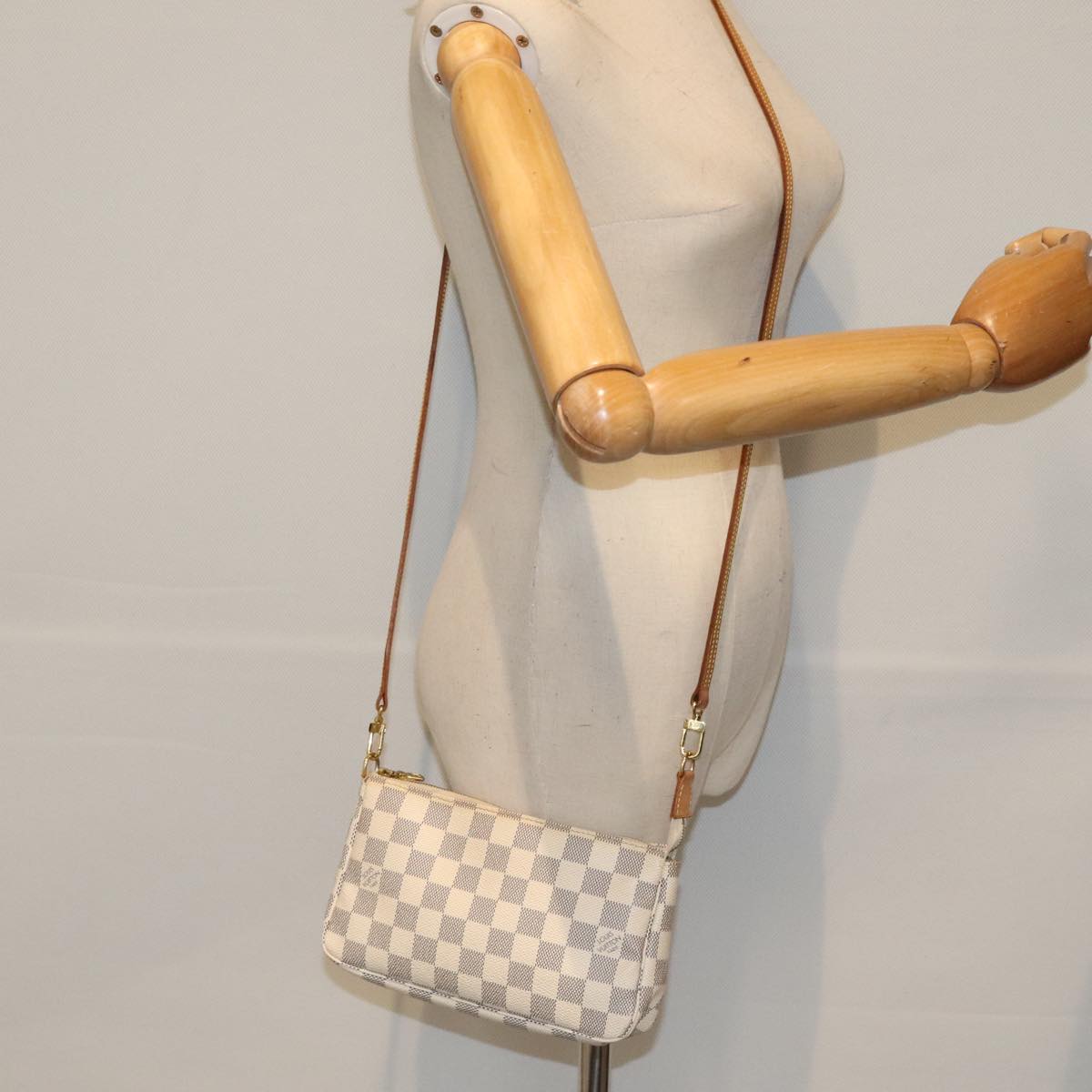 Louis Vuitton Pochette Accessoire Beige Canvas Clutch Bag