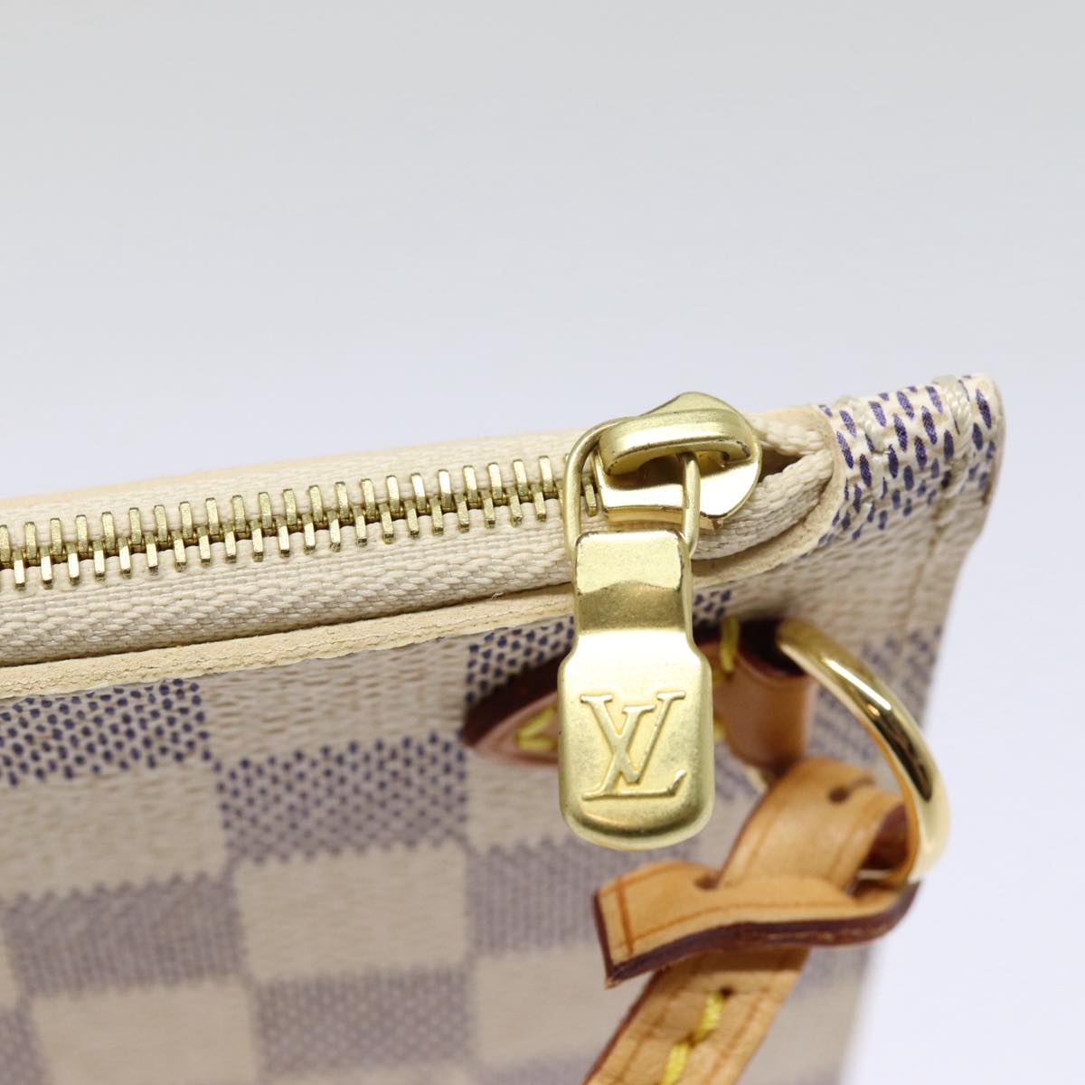 Louis Vuitton Neverfull MM White Canvas Tote Bag