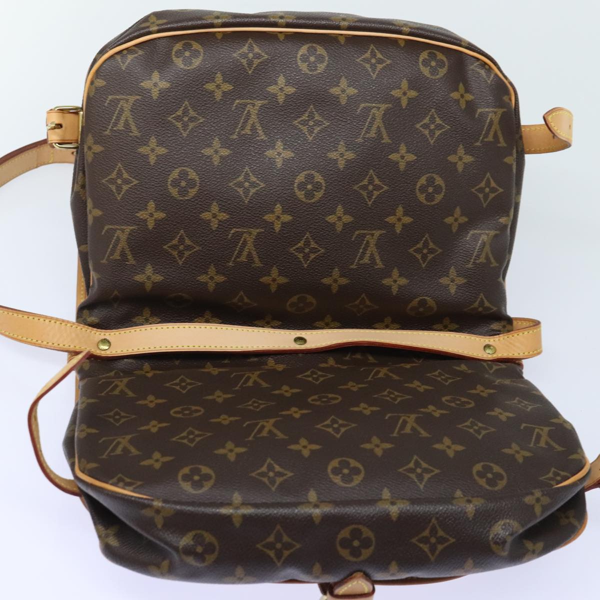 Louis Vuitton Saumur 30 Black Canvas Shoulder Bag