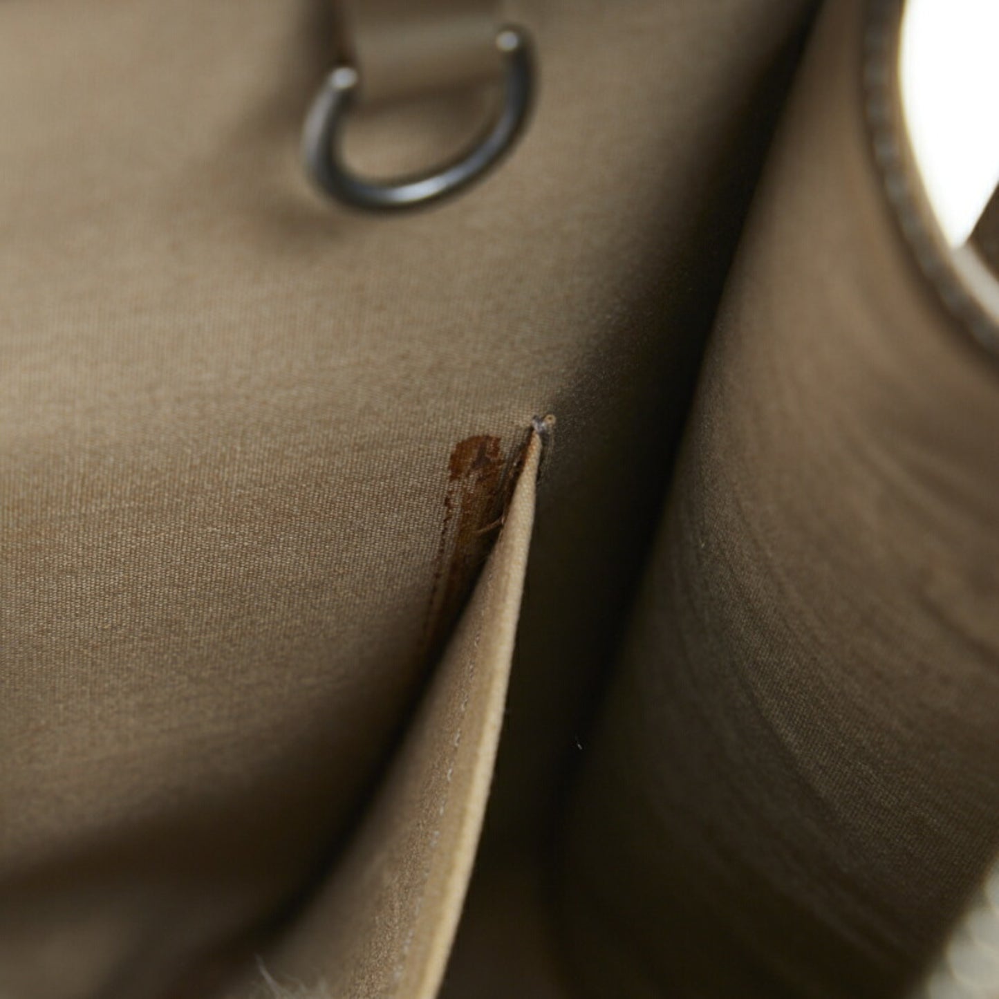 Louis Vuitton Croisette Beige Leather Hand Bag