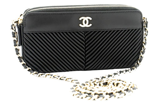 Chanel V-Stich Black Leather Wallet Accessories