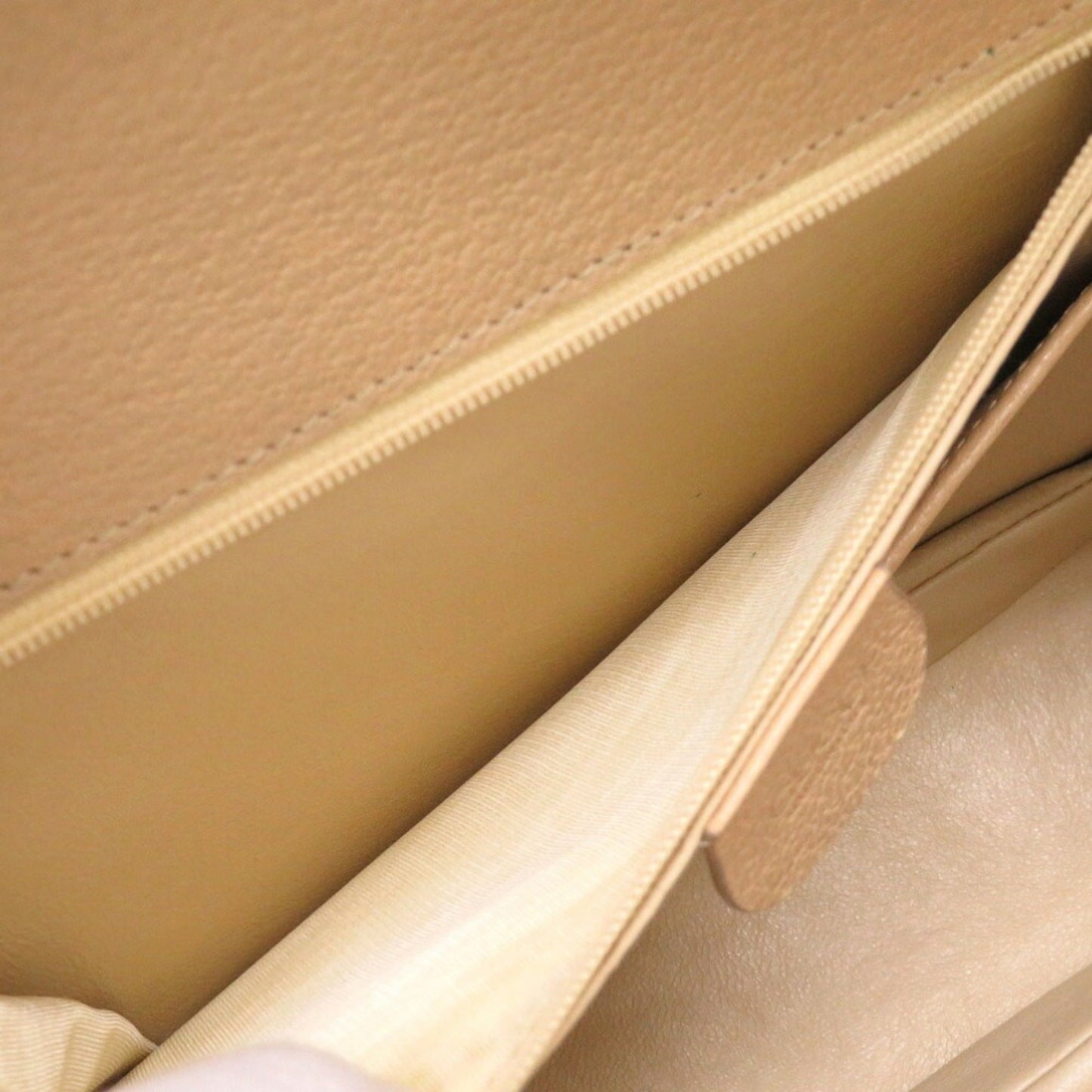 Gucci Bamboo Beige Leather Hand Bag