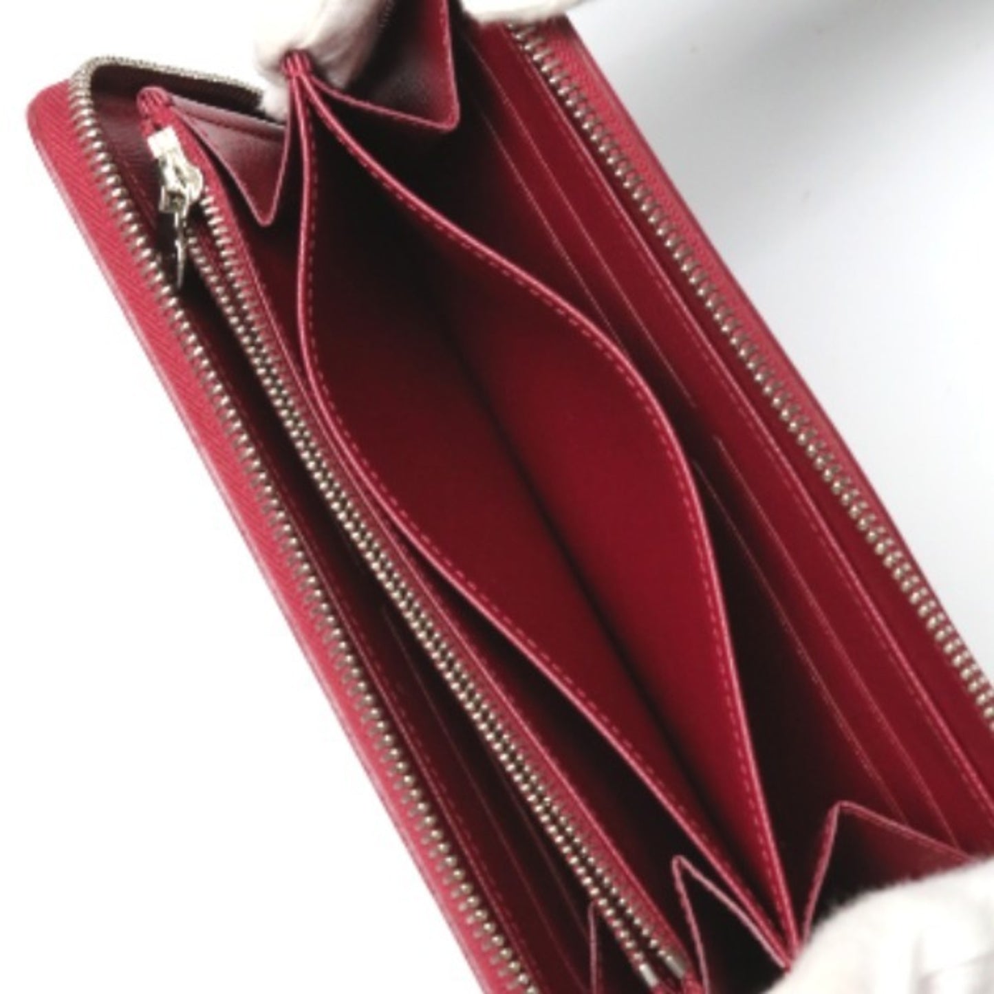 Louis Vuitton Portefeuille zippy Burgundy Leather Wallet Accessories