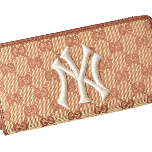 Gucci Continental Beige Canvas Wallet Accessories