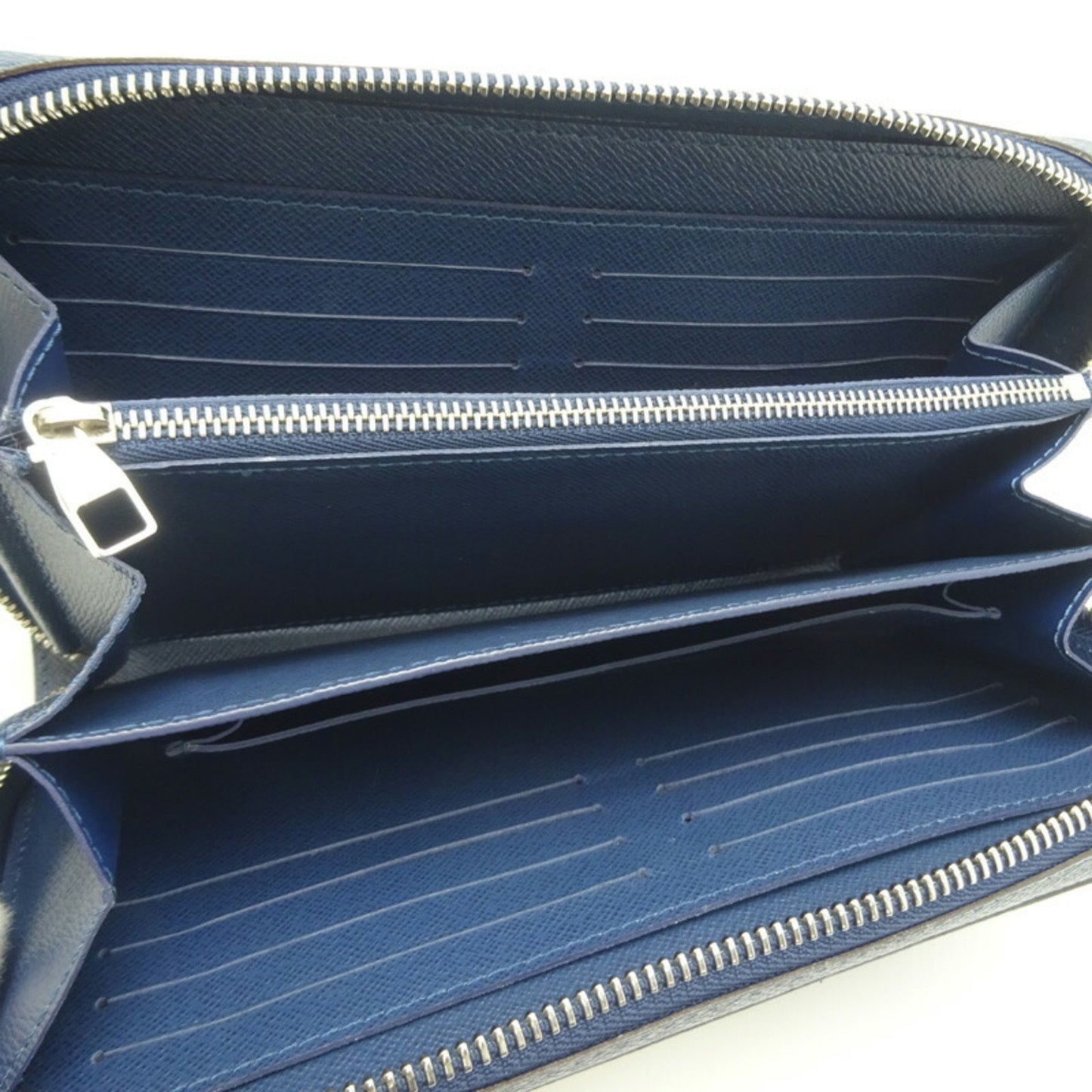 Louis Vuitton Zippy XL Blue Leather Clutch Bag