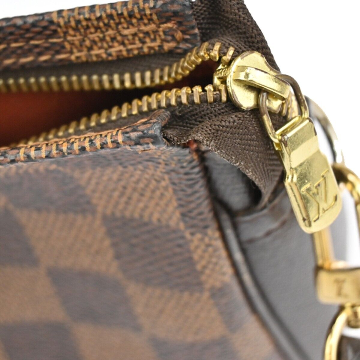 Louis Vuitton Trousse makeup Brown Canvas Clutch Bag